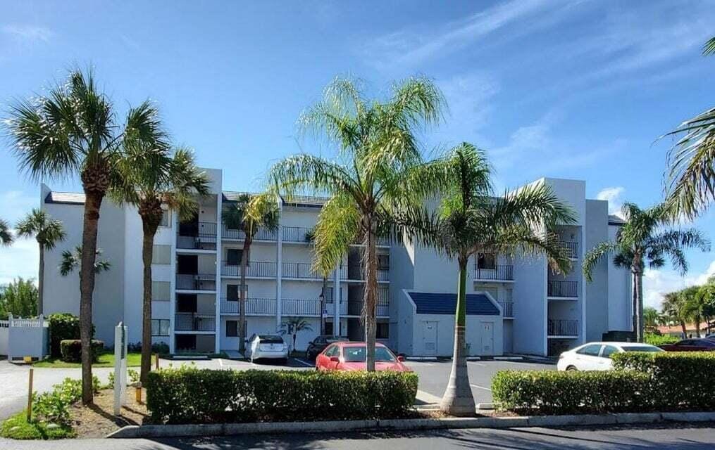 1605 S Us Highway 1 F203, Jupiter, FL 33477 photo 4