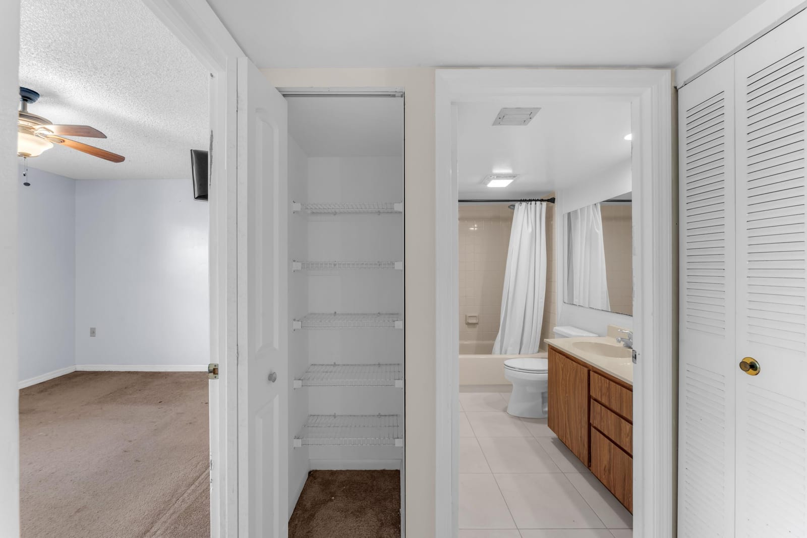 3540 Whitehall Drive 203, West Palm Beach, FL 33401 photo 26