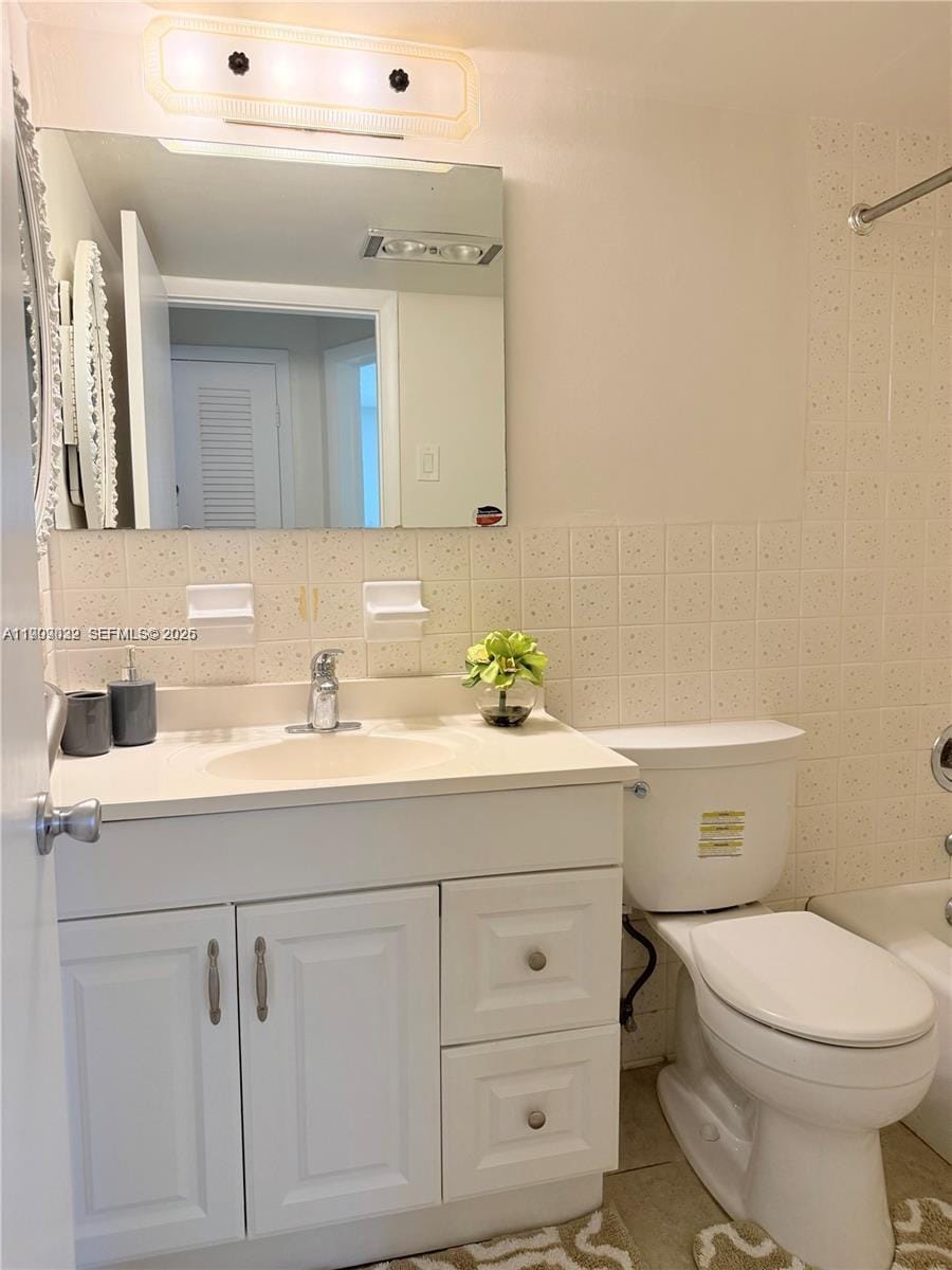 2081 S Ocean Drive 308 — photo 12