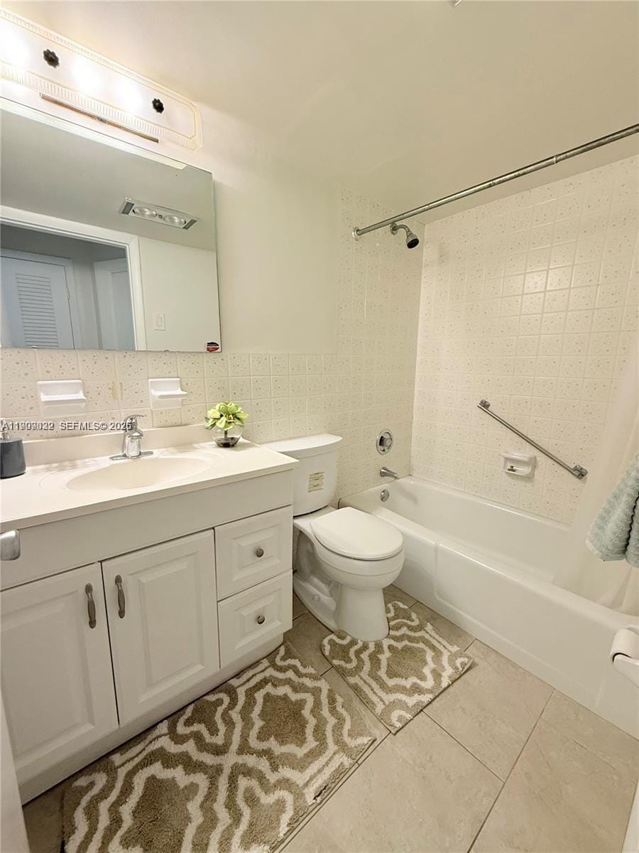 2081 S Ocean Drive 308 — photo 10