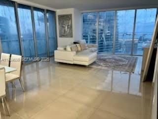 465 Brickell Avenue 5402 — photo 2