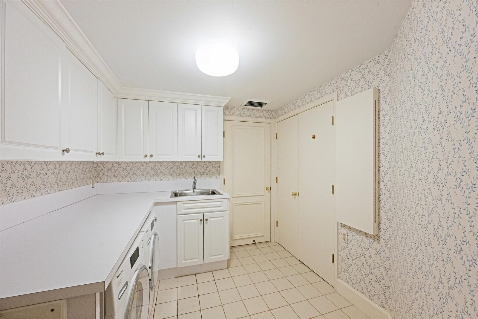 200 Bradley Place 303, Palm Beach, FL 33480 photo 24