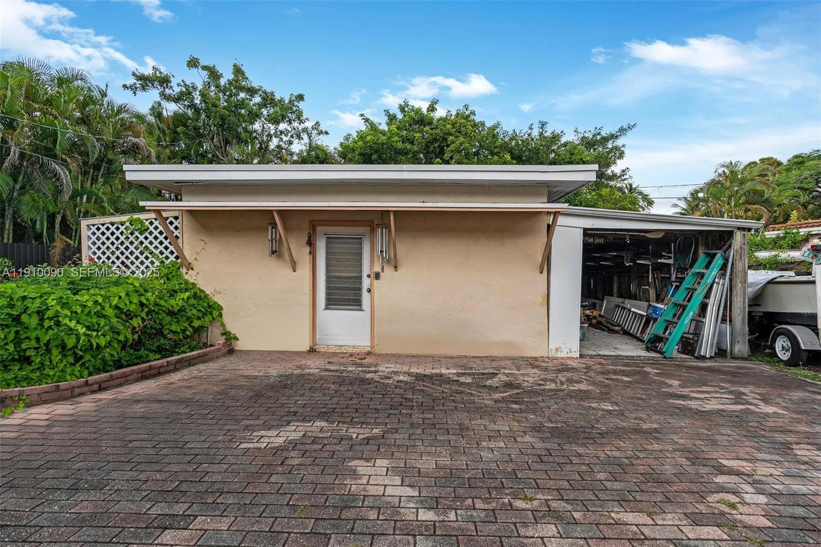 17 N Melrose Drive, Miami Springs, FL 33166 photo 6