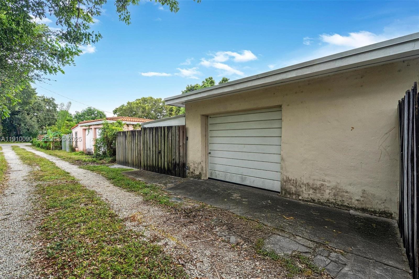 17 N Melrose Drive, Miami Springs, FL 33166 photo 4