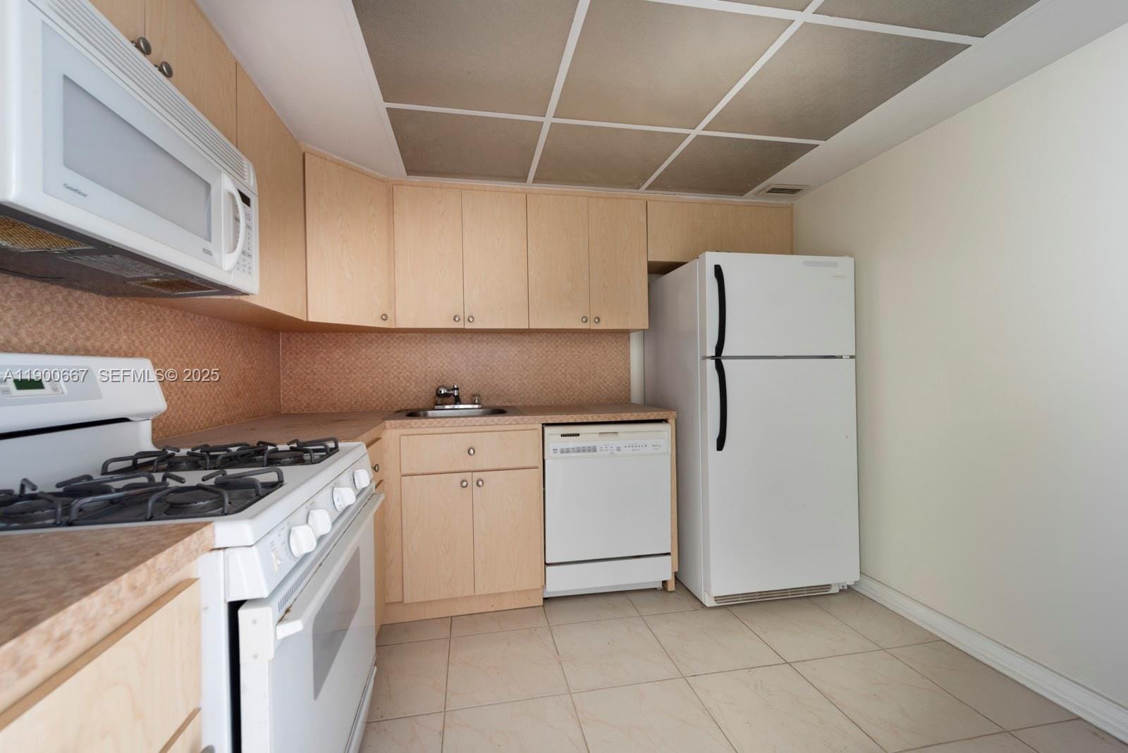2030 S Ocean Drive 1002, Hallandale Beach, FL 33009 photo 4