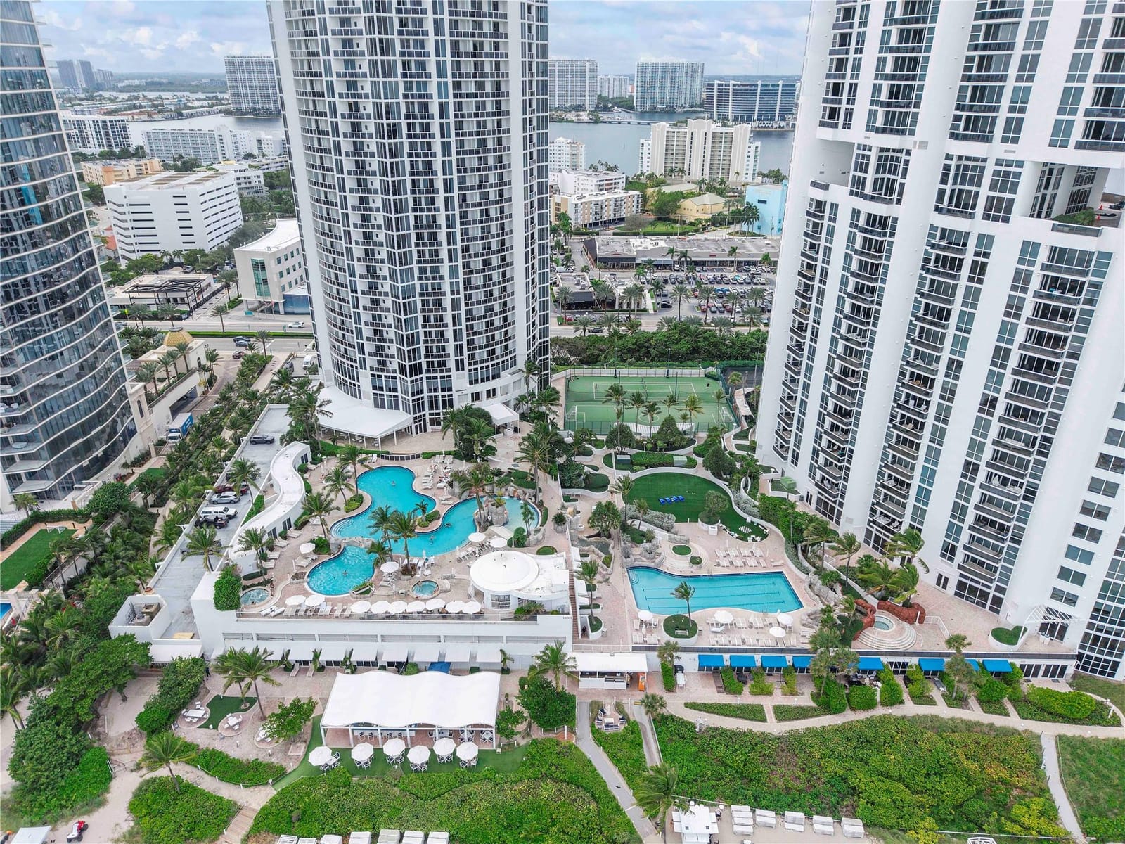 18001 Collins Avenue 2806 — photo 7
