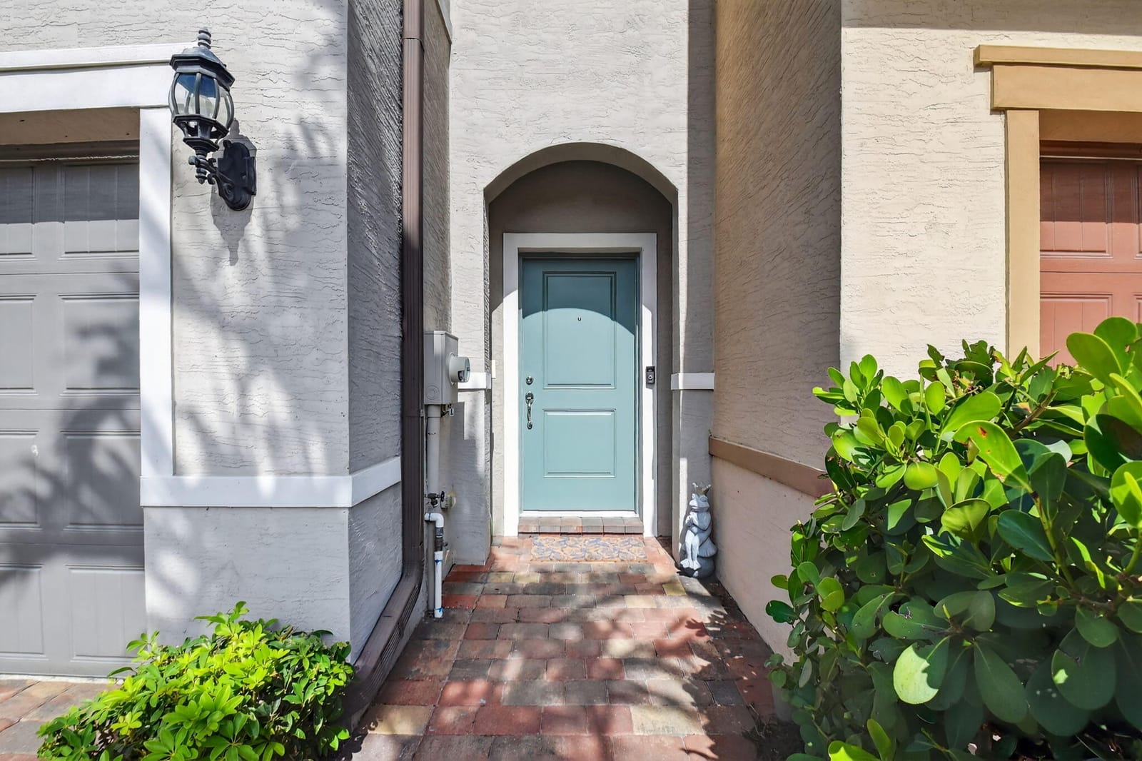 2362 Byron Street, Palm Springs, FL 33406 photo 2