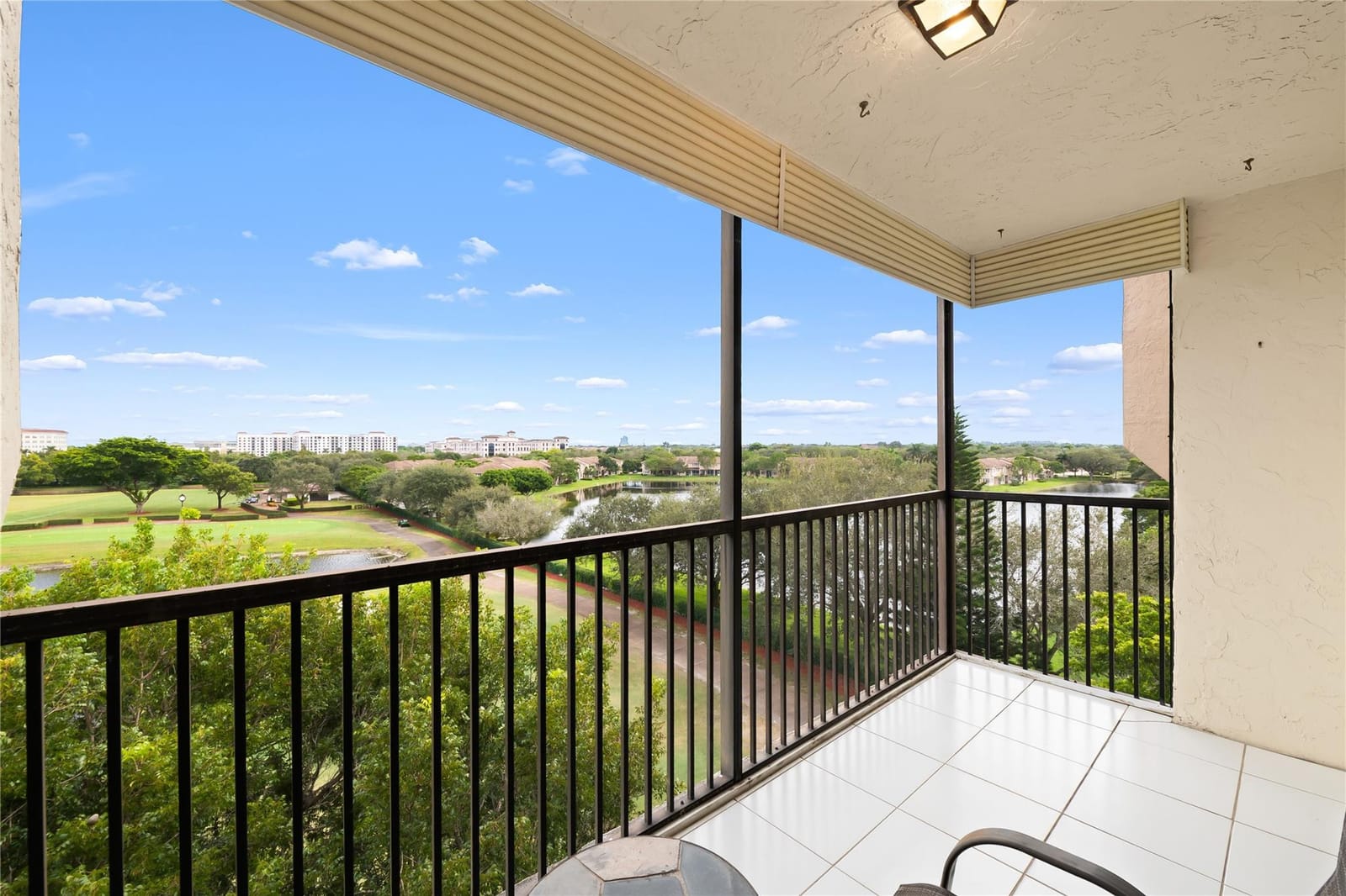 3300 W Rolling Hills Circle 610, Davie, FL 33328 photo 13
