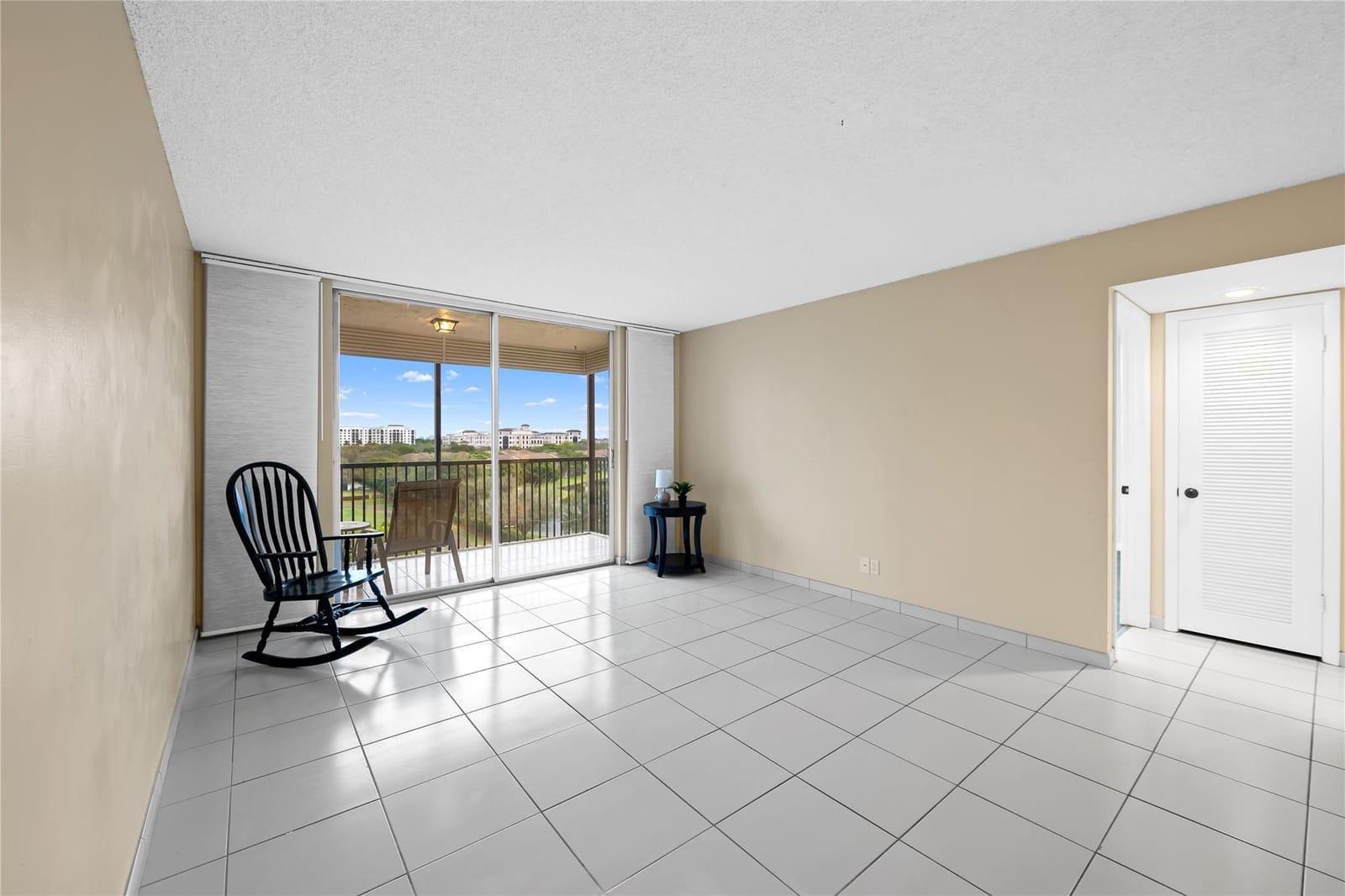 3300 W Rolling Hills Circle 610 — photo 3