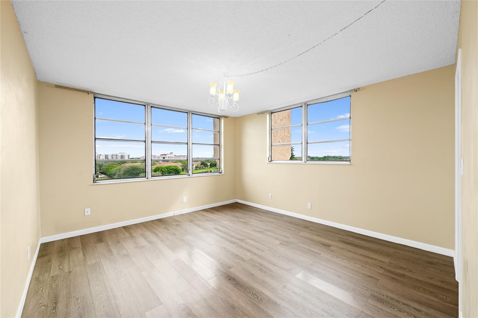 3300 W Rolling Hills Circle 610 — photo 10