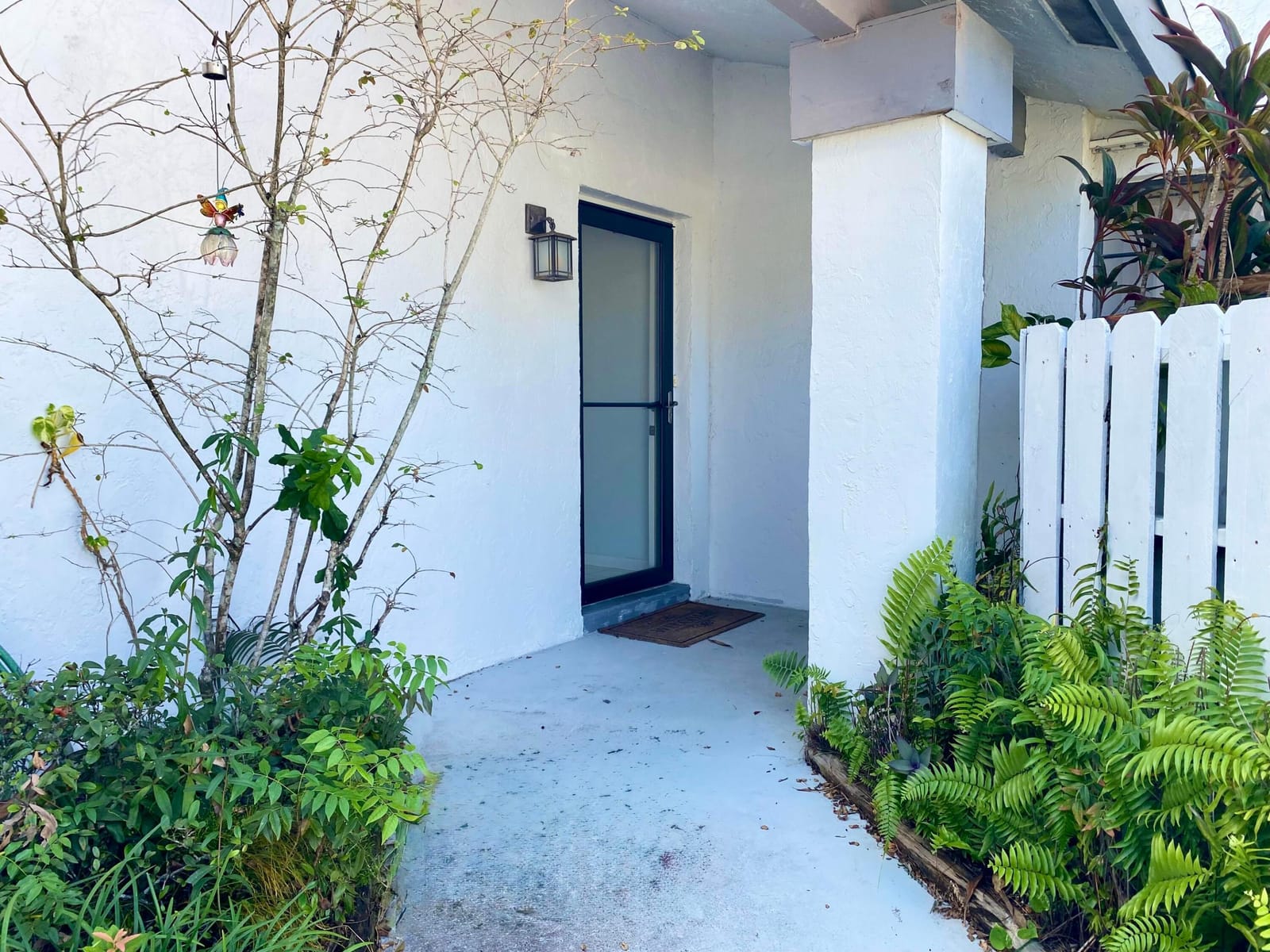6117 Woodlake Boulevard — photo 3