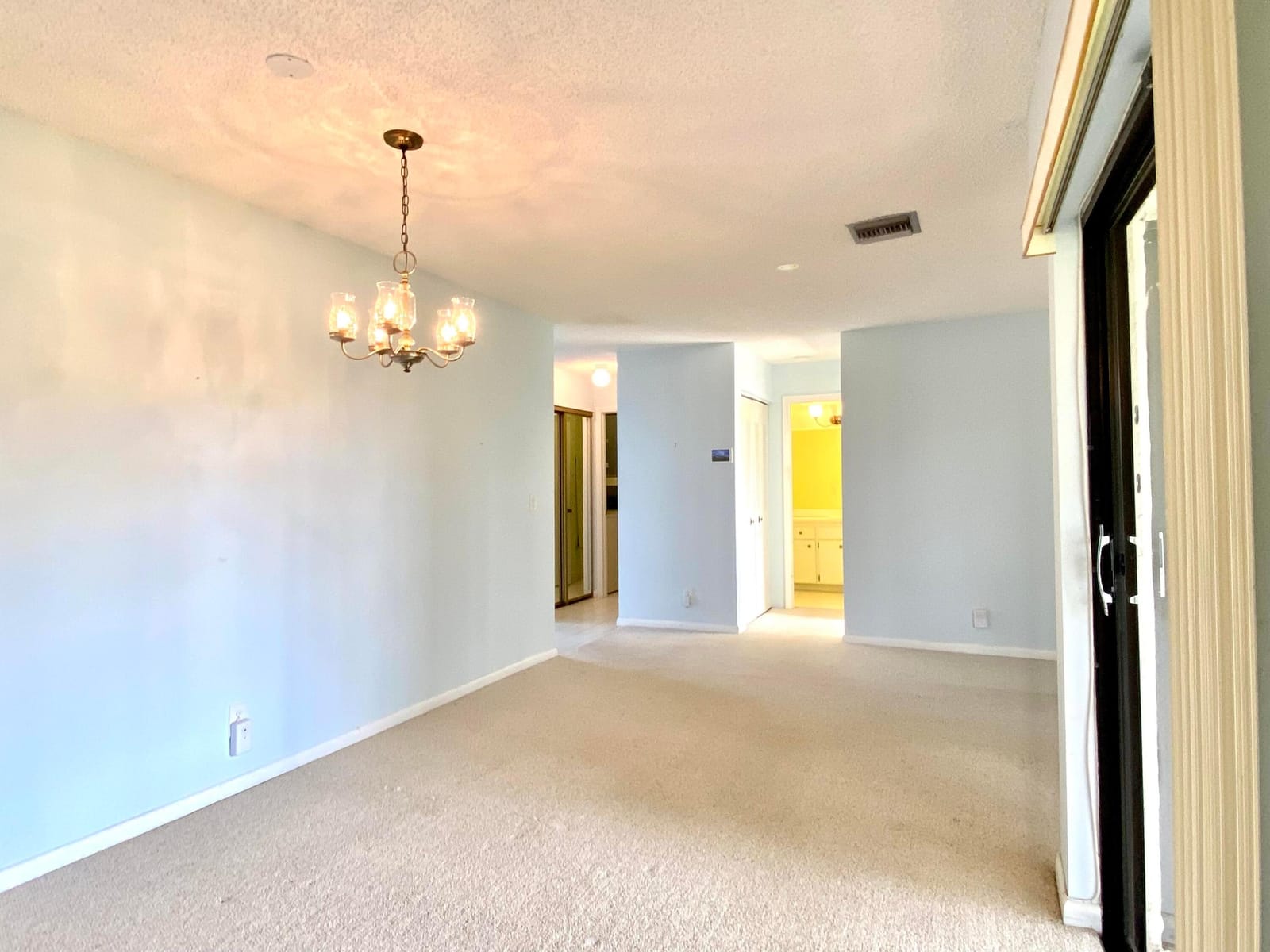 6117 Woodlake Boulevard — photo 9