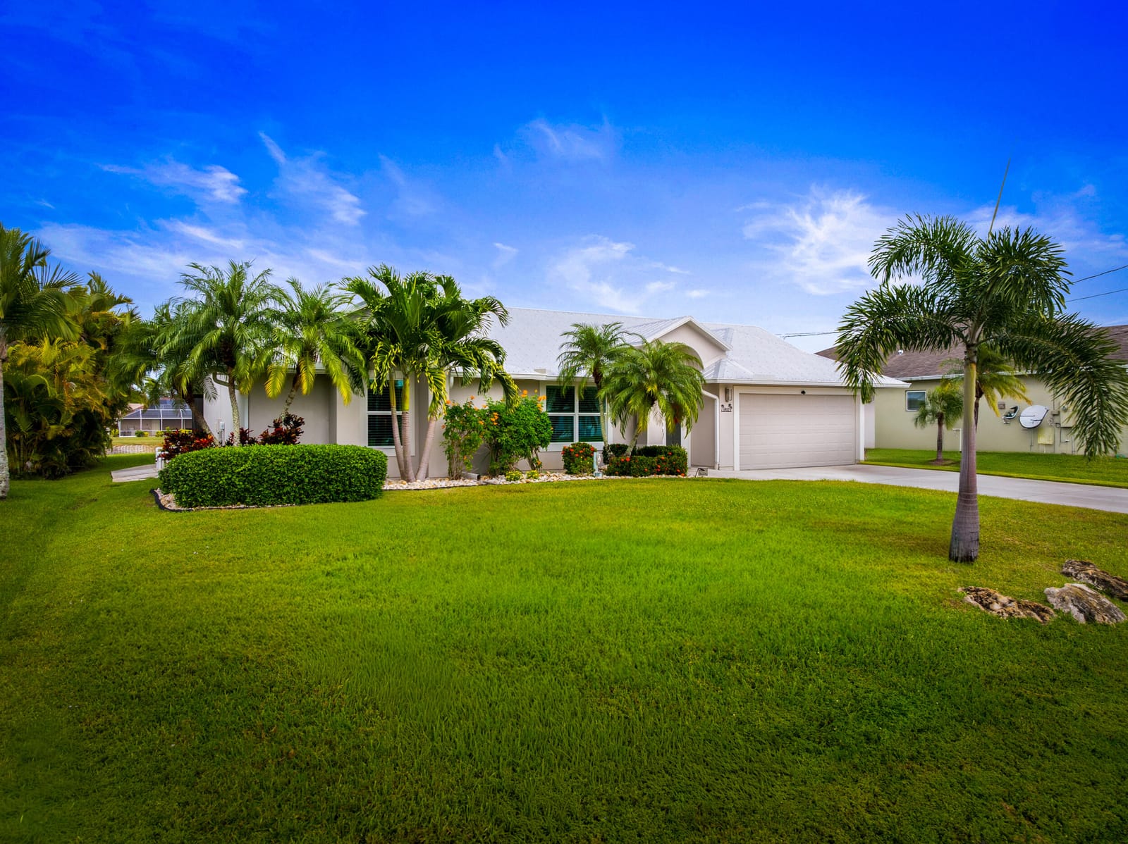 5452 NW Empress Circle, Port St. Lucie, FL 34983