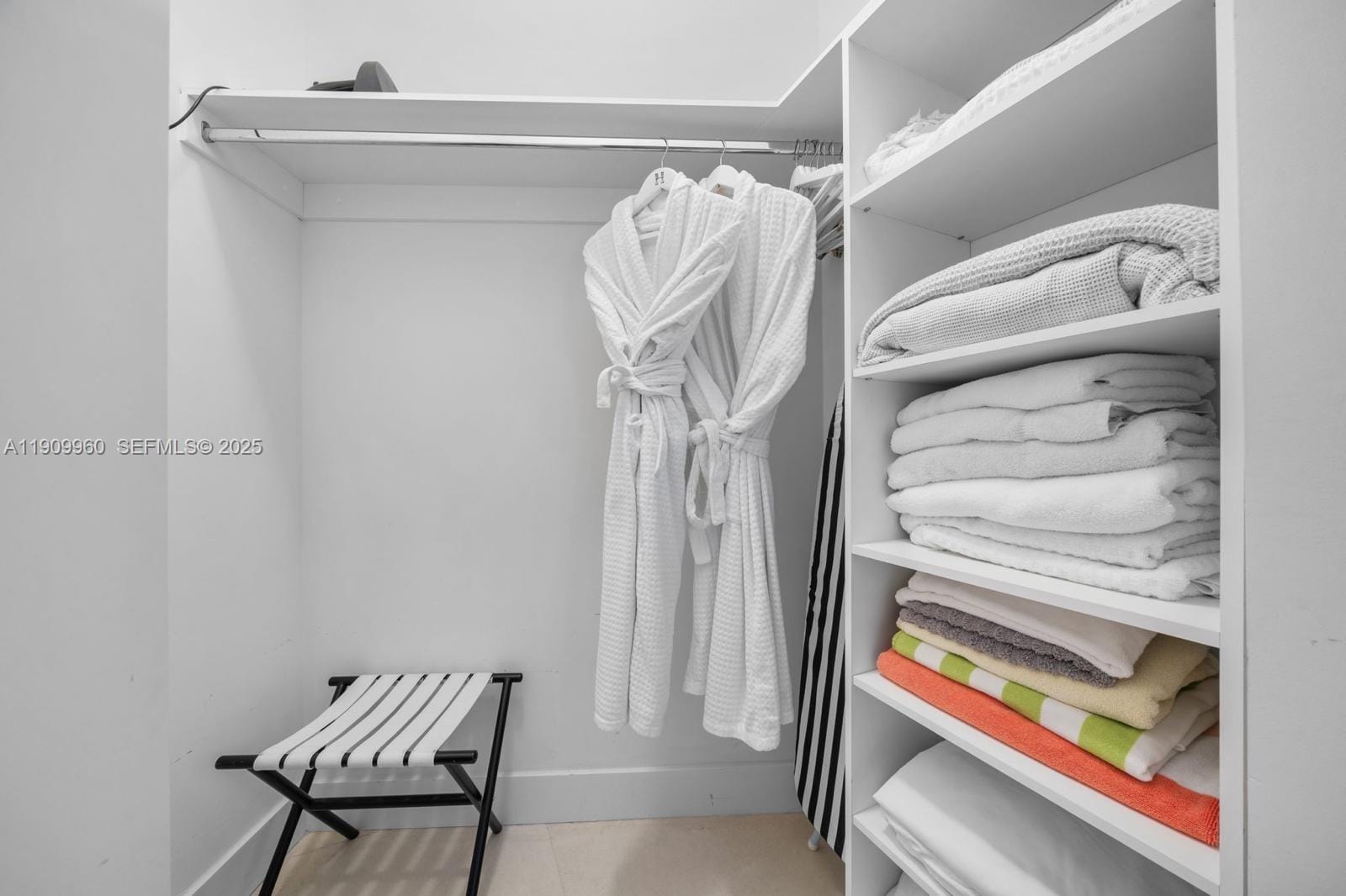 4111 S Ocean Drive 502 — photo 8