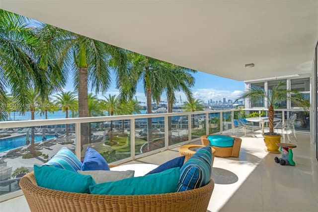 400 Alton Road 706, sold in Murano Grande At Portofin, Miami Beach, FL