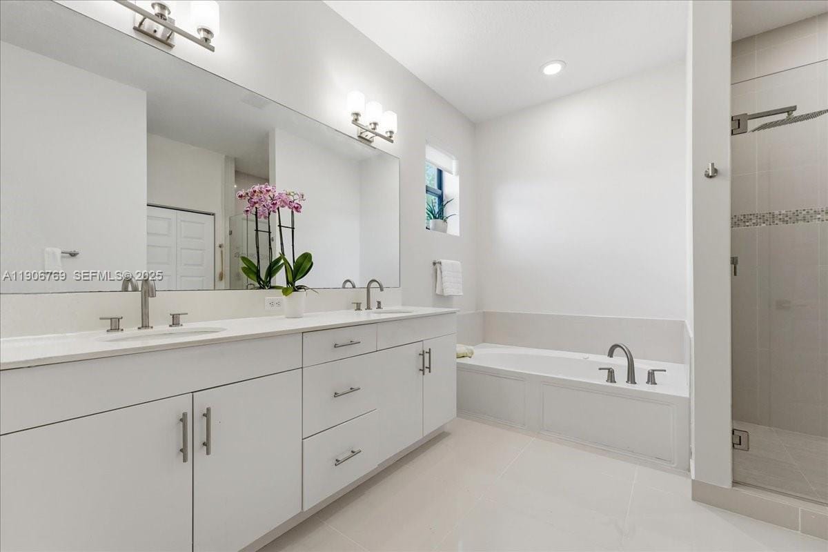 617 NE 191st Street, Miami, FL 33179 photo 26