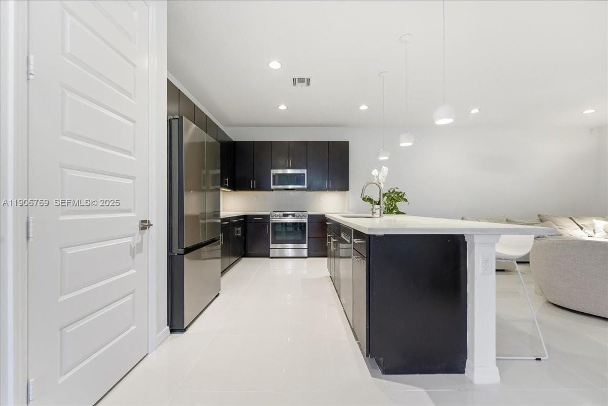 617 NE 191st Street, Miami, FL 33179 photo 5