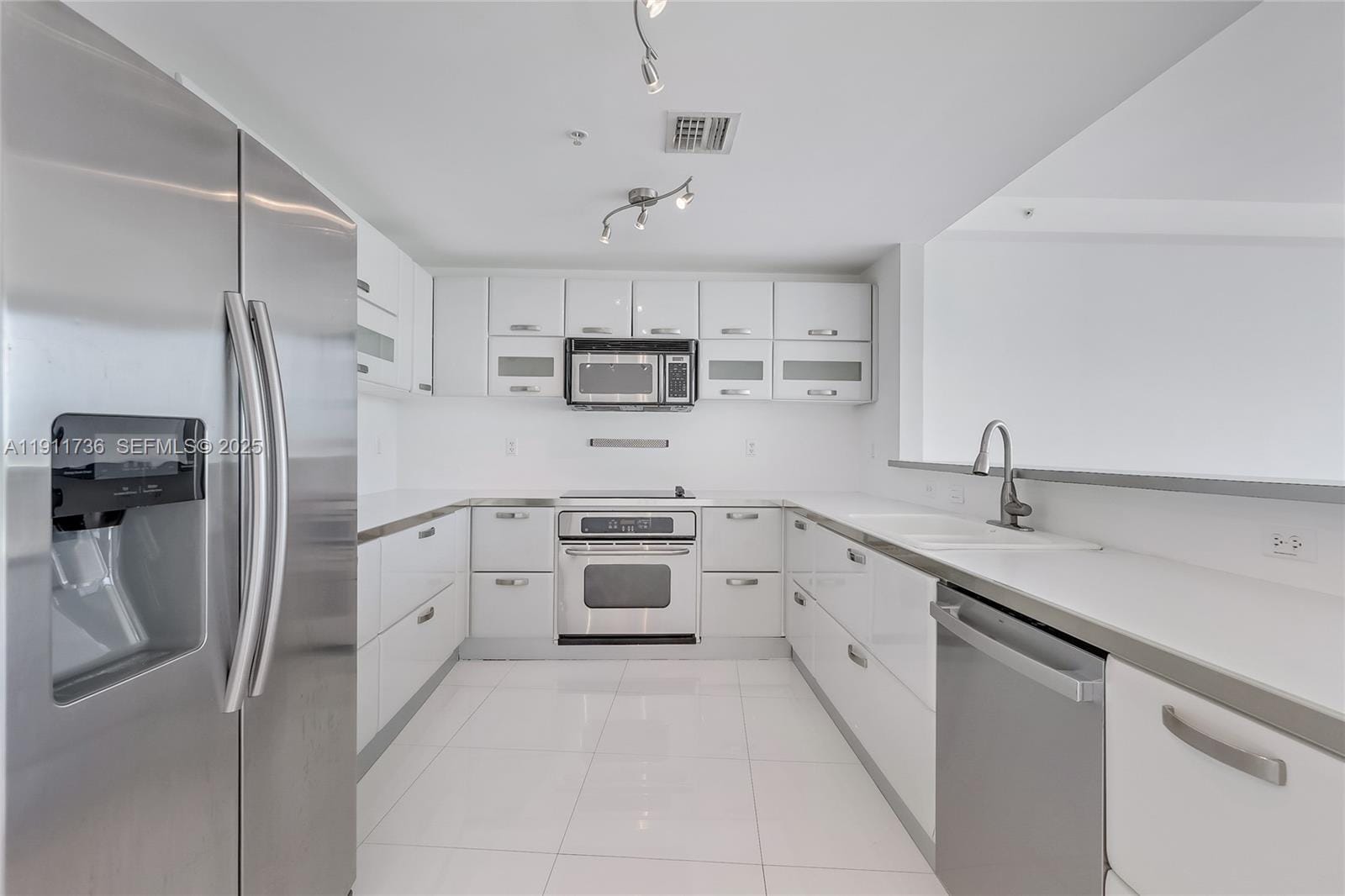 6580 Indian Creek Drive 602, Miami Beach, FL 33141 photo 4