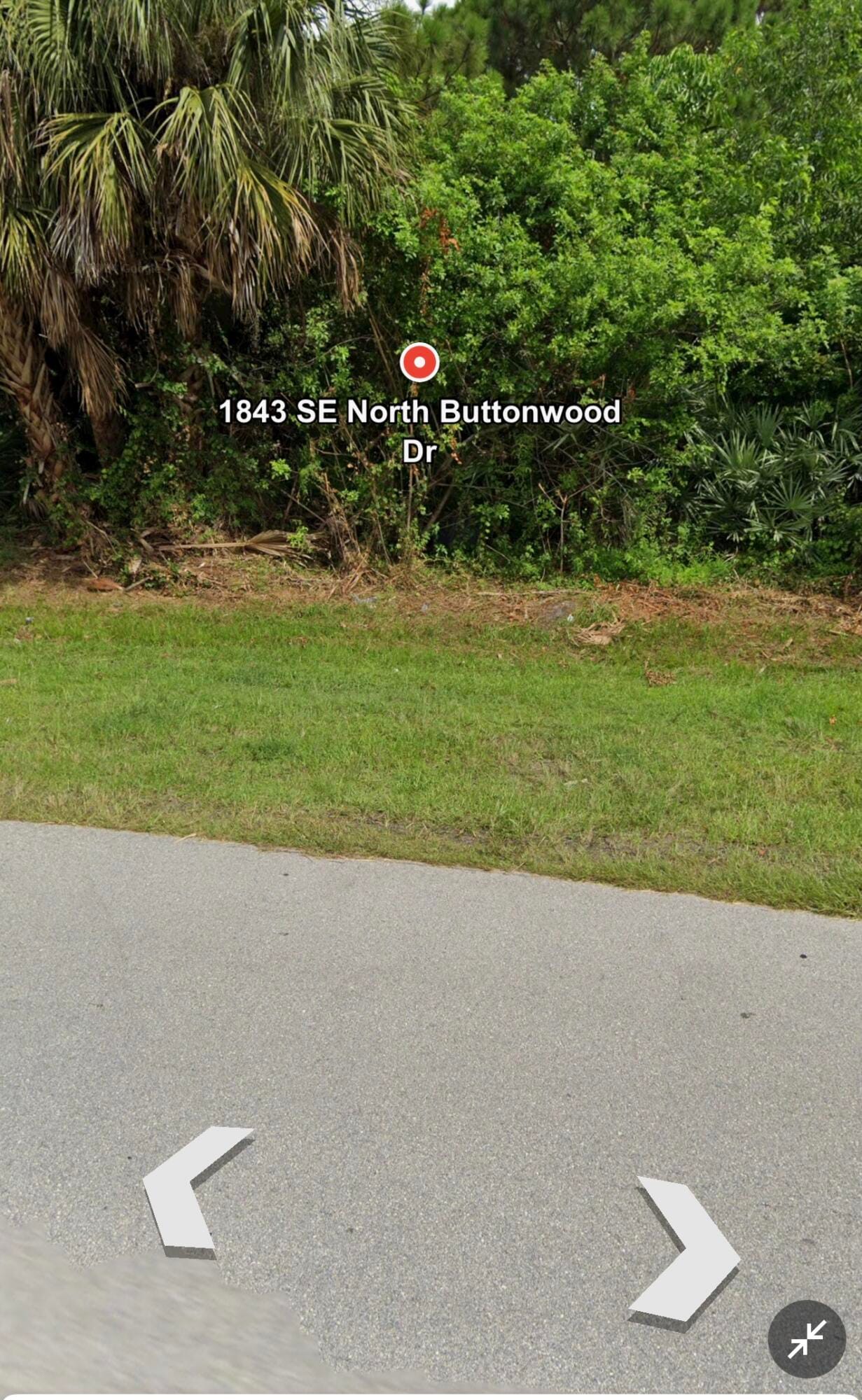 1843 SE Buttonwood Drive — photo 3