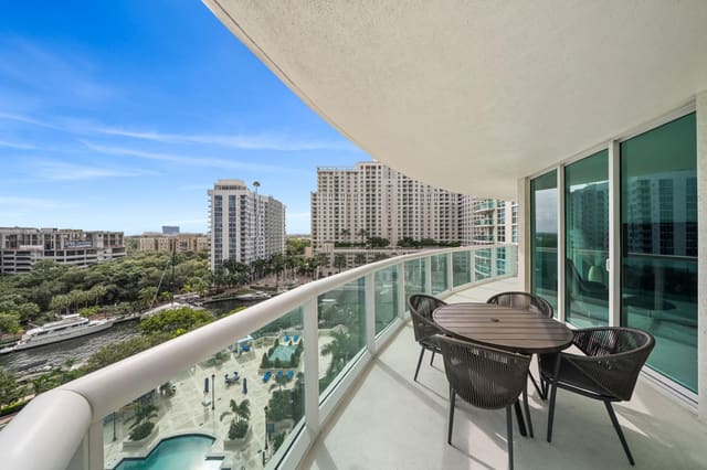 347 N New River 1010, Fort Lauderdale, FL 33301