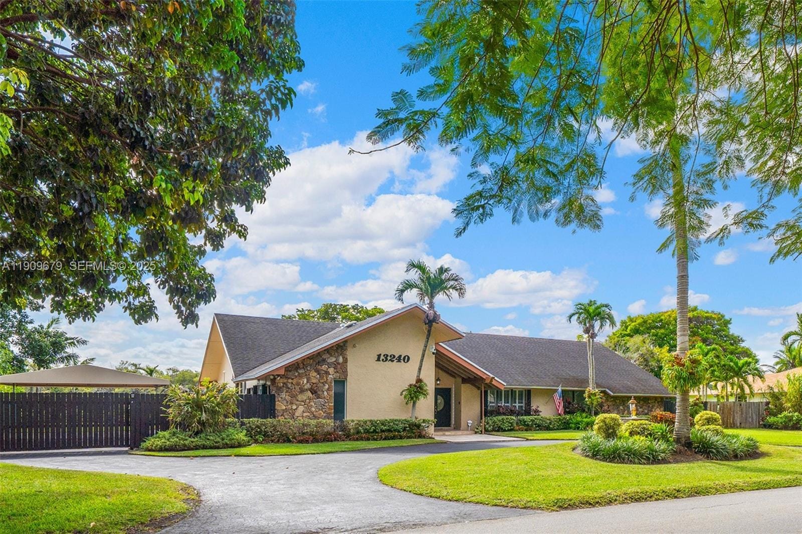 13240 N Calusa Club Drive, Miami, FL 33186