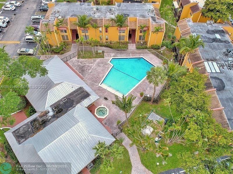 4513 Treehouse Lane 11C, Tamarac, FL 33319 photo 10