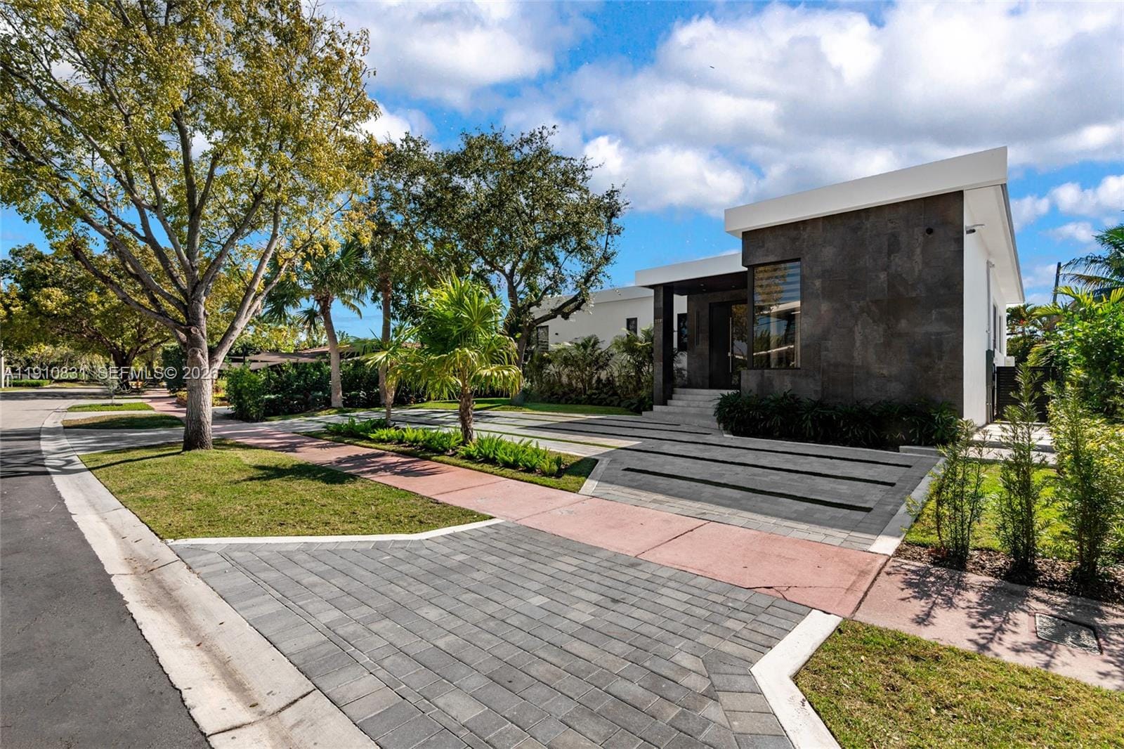 270 N Shore Drive — photo 5