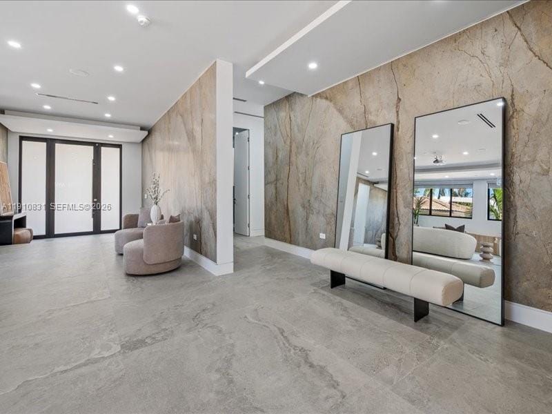 270 N Shore Drive — photo 7