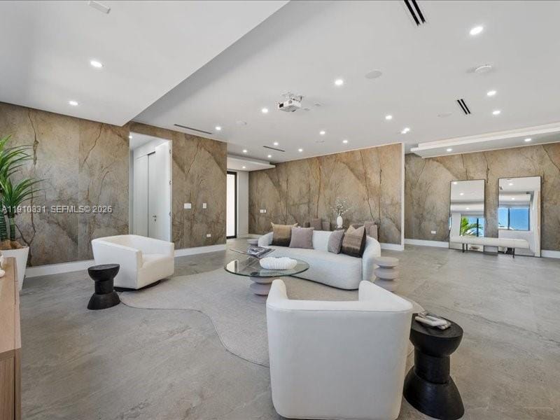 270 N Shore Drive — photo 10