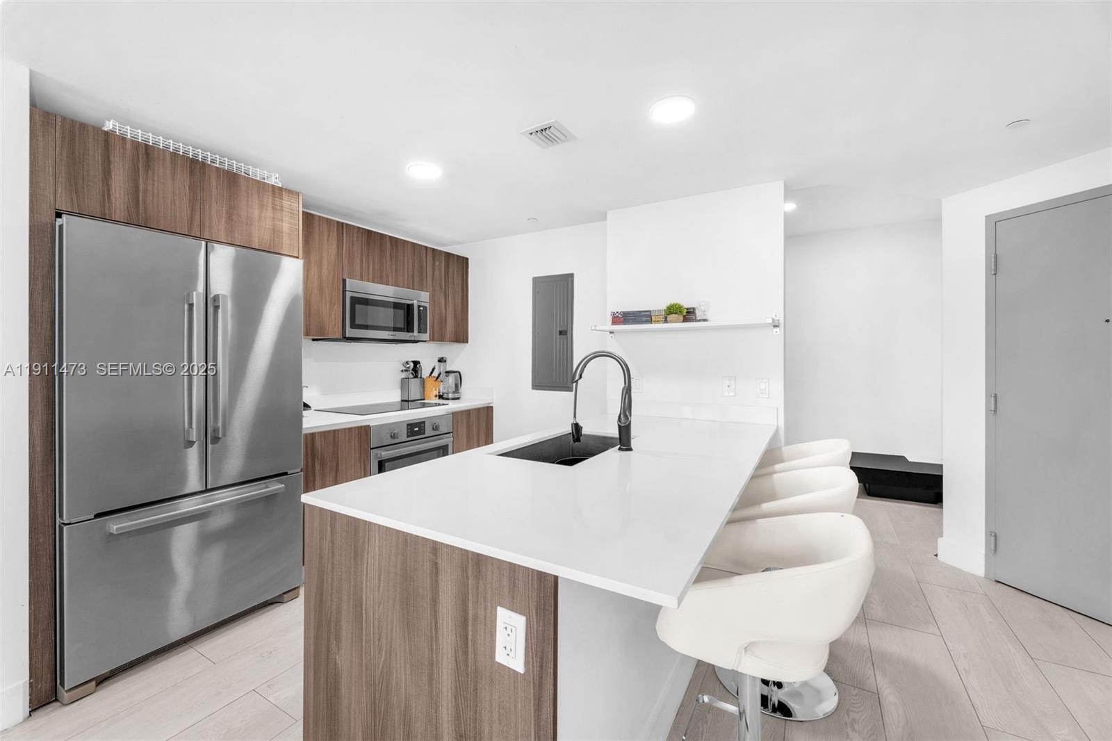 488 NE 18th Street 4311, Miami, FL 33132 photo 18
