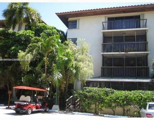 55 Ocean Lane Drive 1032, sold in Ocean Village Condo, Key Biscayne, FL