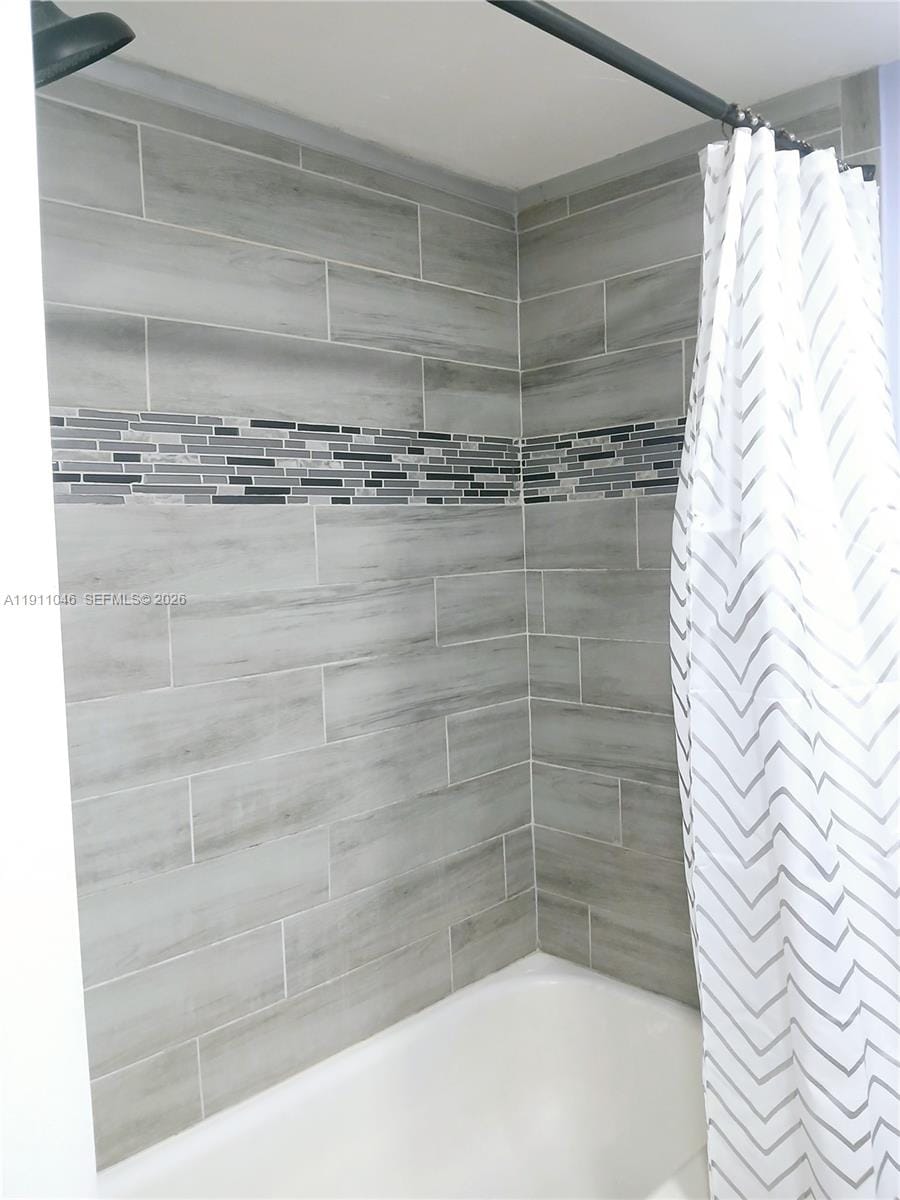 10442 Sunrise Lakes Boulevard 203 — photo 12