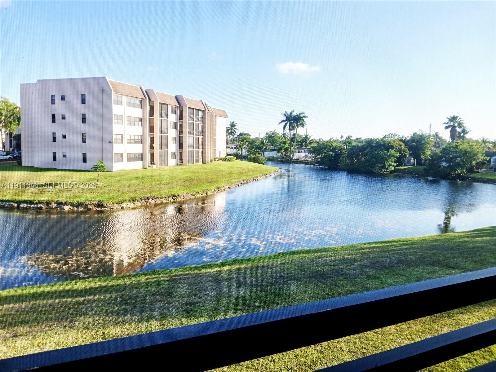 10442 Sunrise Lakes Boulevard 203 — photo 3