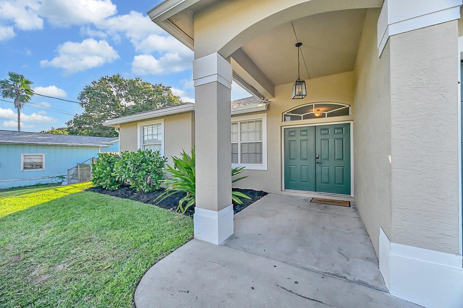 5209 Seagrape Drive — photo 3