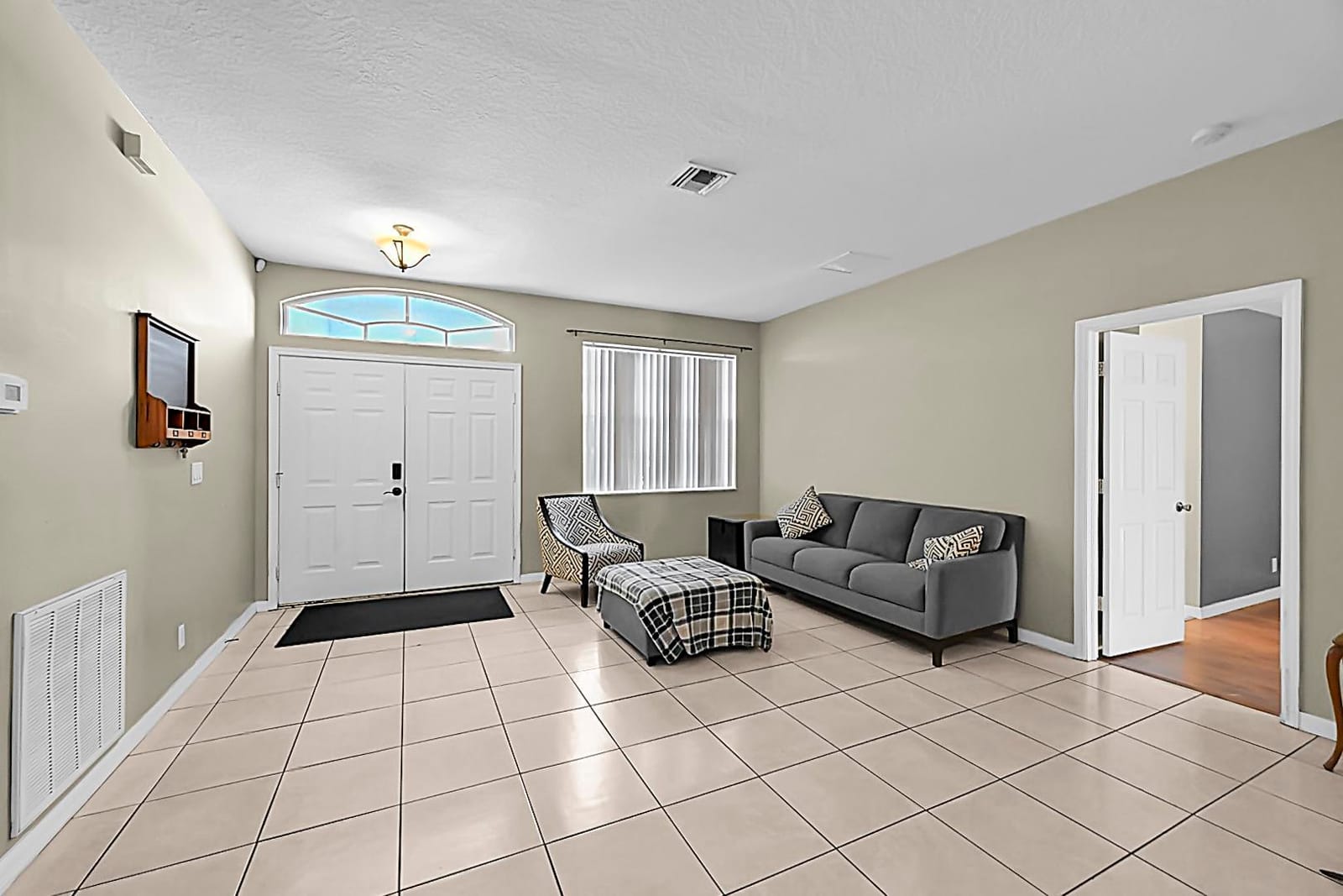 5209 Seagrape Drive — photo 5