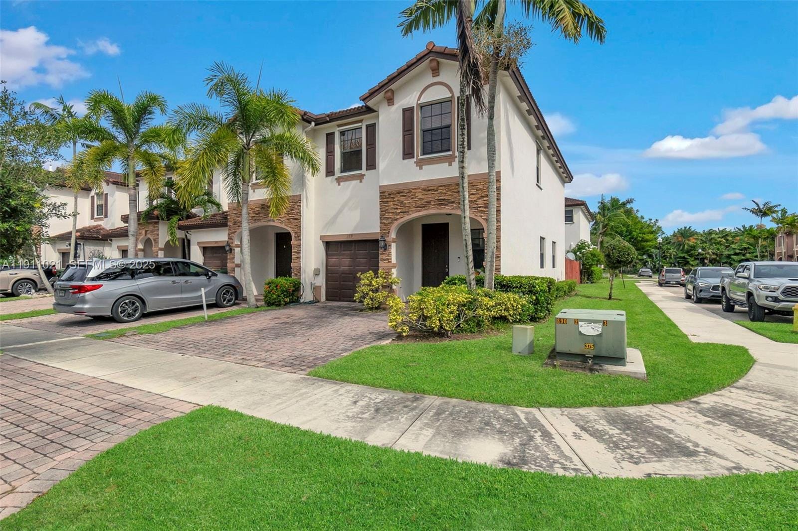 339 NE 37th Terrace, Homestead, FL 33033 photo 2