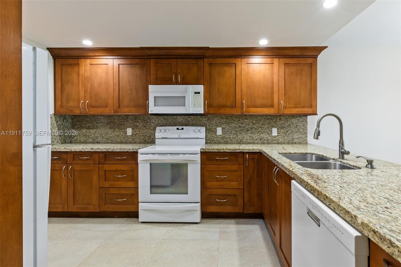 7582 NW 86th Terrace 103 — photo 7
