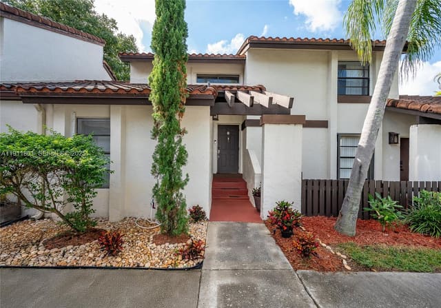 11339 SW 132nd Place 75-3, Miami, FL 33186