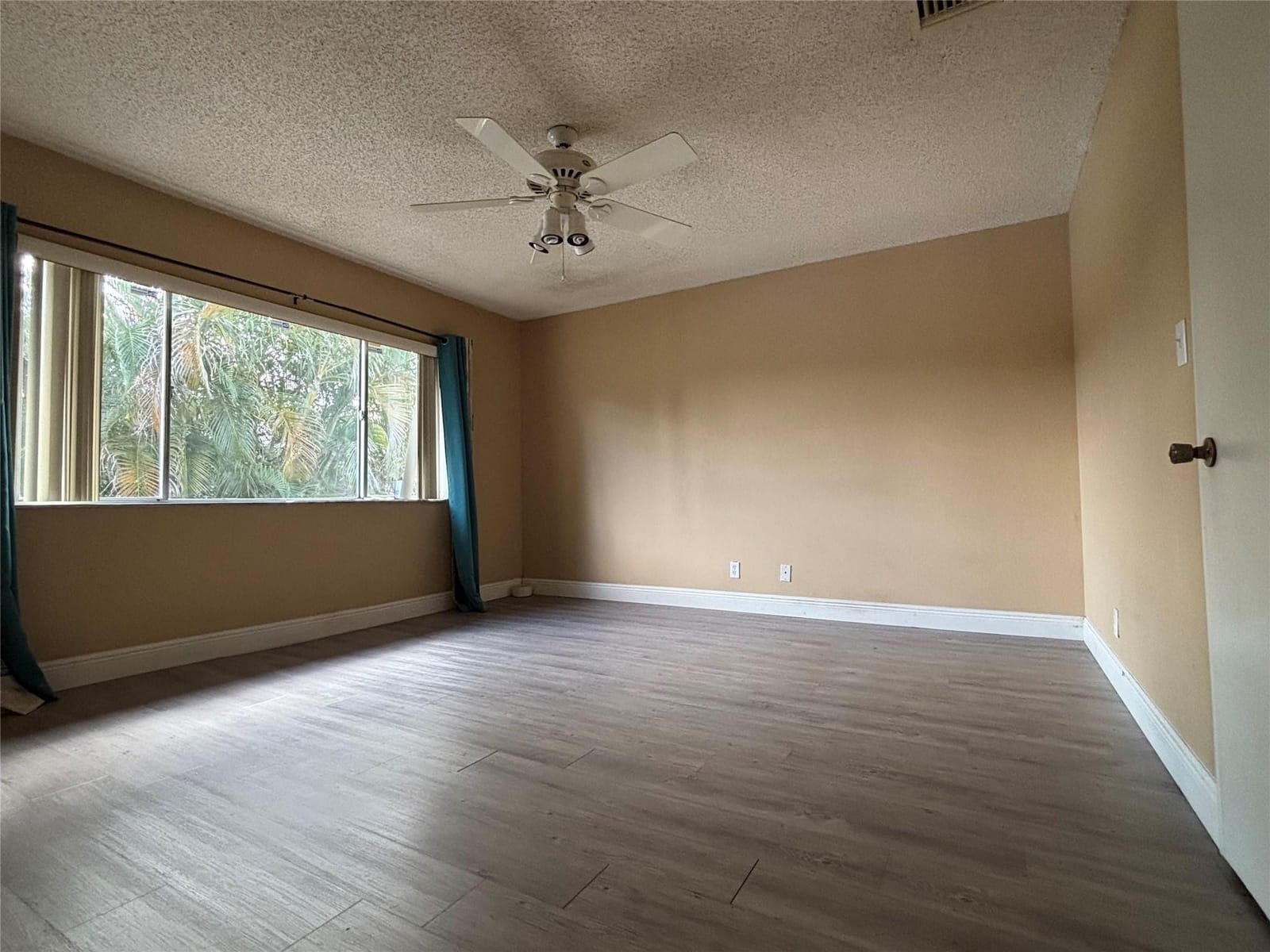 1327 Hampton Boulevard 1327, North Lauderdale, FL 33068 photo 19