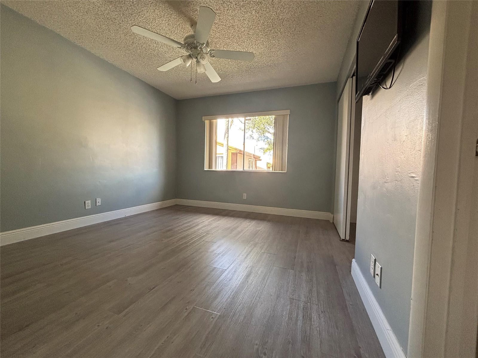 1327 Hampton Boulevard 1327, North Lauderdale, FL 33068 photo 24