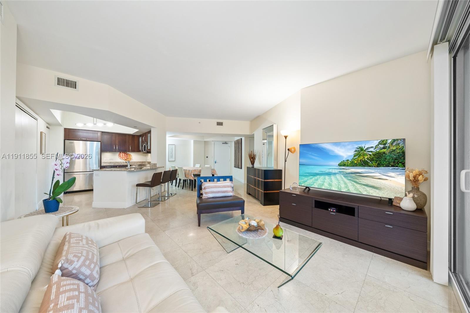19900 E Country Club Drive 816, Aventura, FL 33180, Aventura