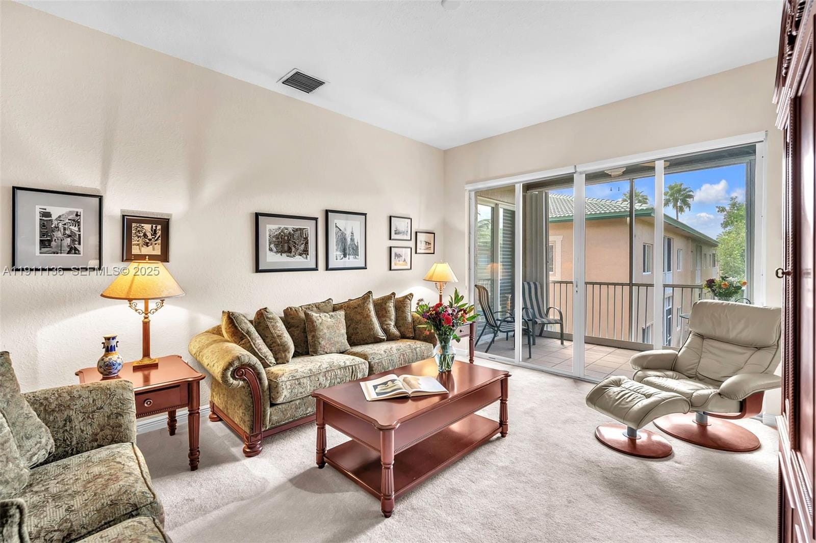 7921 E Exeter Boulevard E 202, Tamarac, FL 33321 photo 10