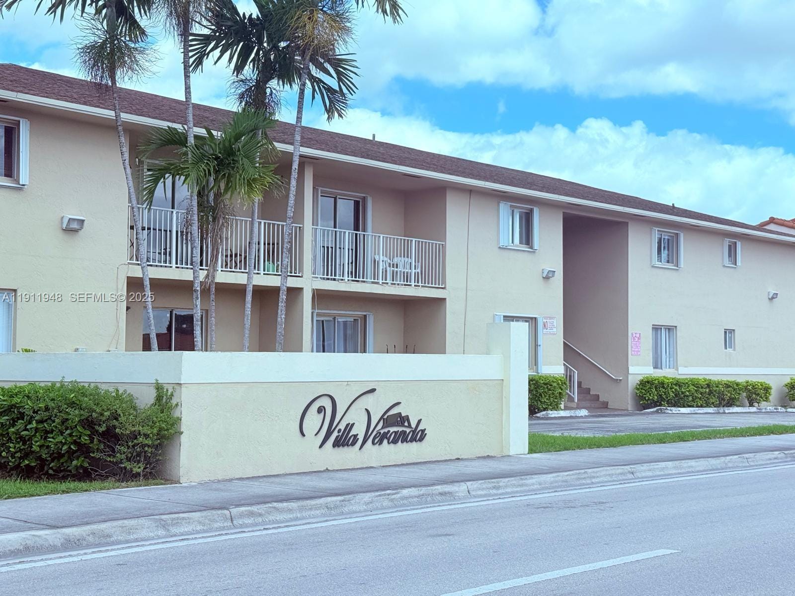 7785 W 30 Court F-202, Hialeah Gardens, FL 33018