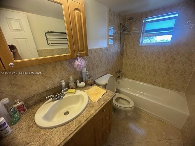 1830 Dixieanna Street 301, Hollywood, FL 33020 photo 7