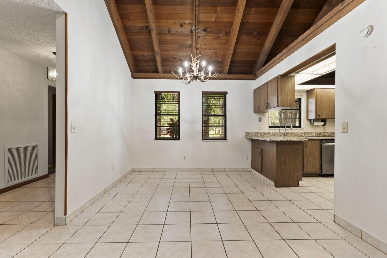 5210 Buchanan Drive — photo 9