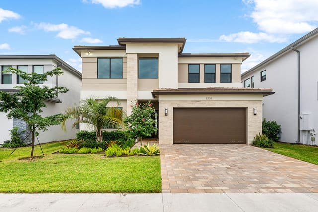 8308 Royal County Down Road, Boca Raton, FL 33434