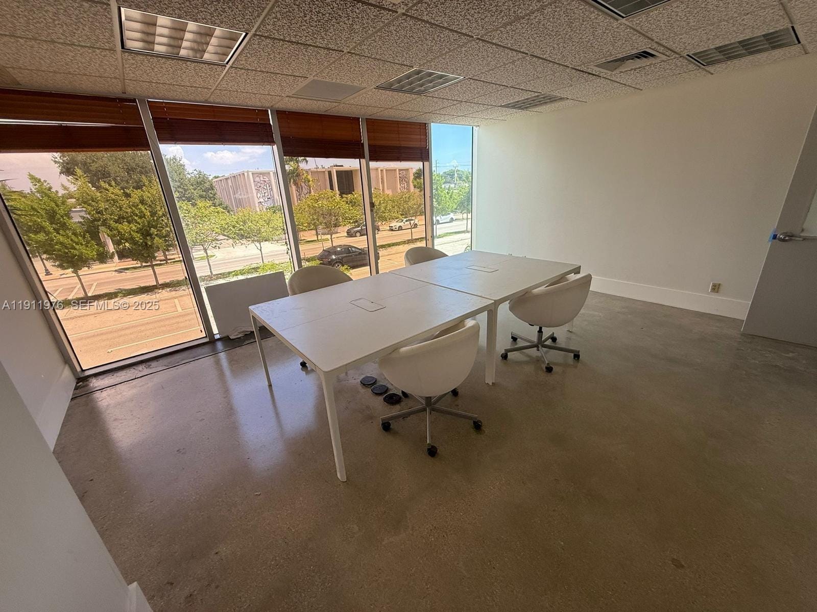 2434 Hollywood Boulevard — photo 11