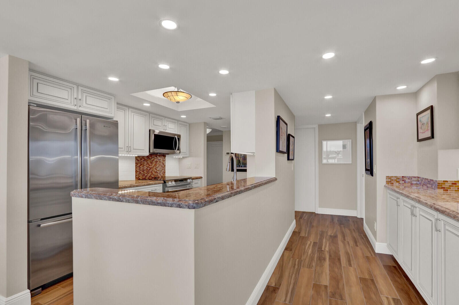 108 Lakeshore Drive 1239 — photo 11