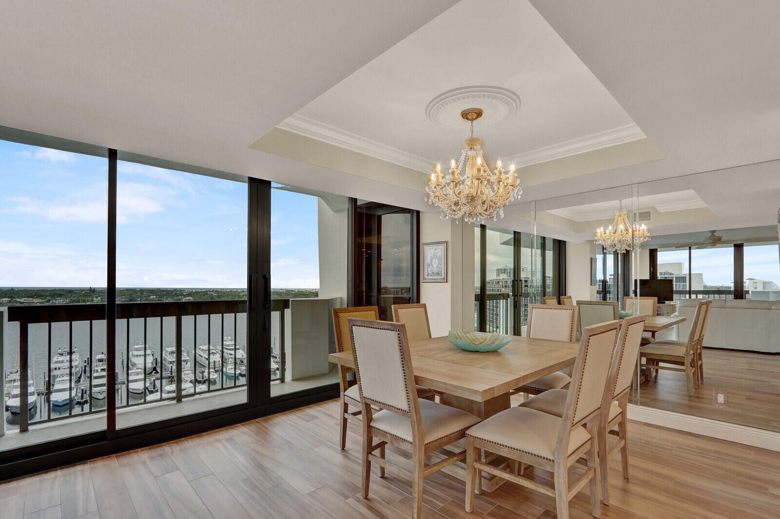 108 Lakeshore Drive 1239 — photo 4