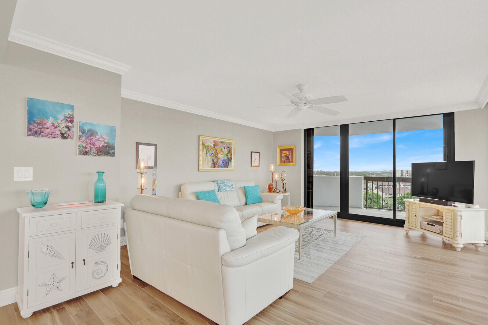 108 Lakeshore Drive 1239 — photo 8